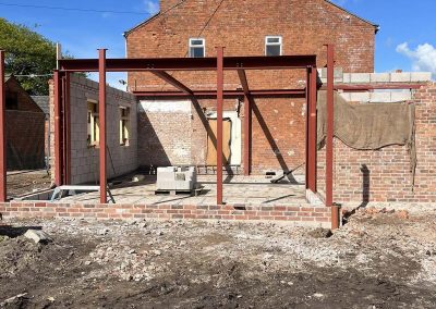 Builders in Ellesmere