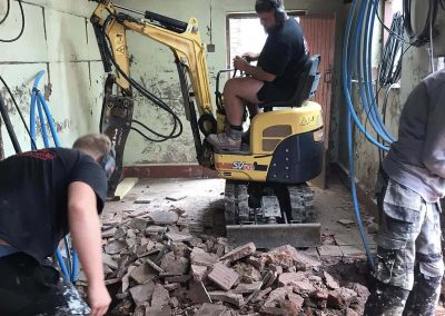 Builders in Ellesmere