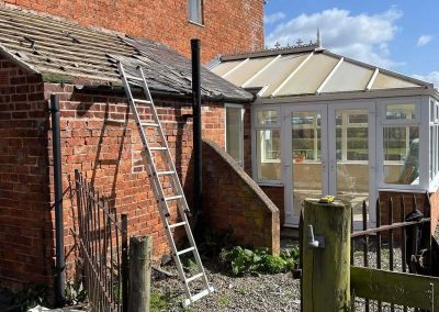 Builders in Ellesmere