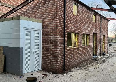 Builders in Ellesmere