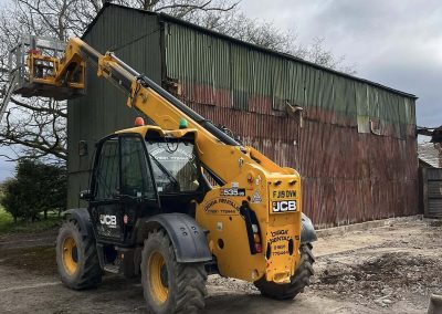 Builders in Ellesmere