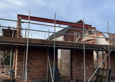 Builders in Ellesmere
