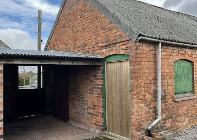 Builders in Ellesmere